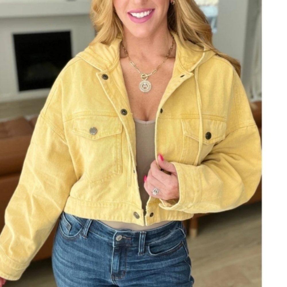 Boutique GeeGee Yellow Boxy Oversized Cotton Denim Cropped Hooded Jacket NWT